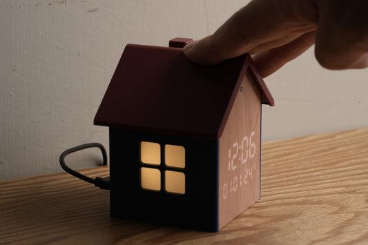 Digital alarm clock in the shape of a little house 60.2046 — 画像2