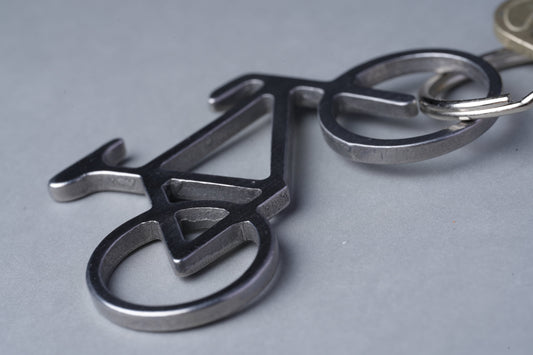 Bike Key Ring And Bottle Opener — 画像2