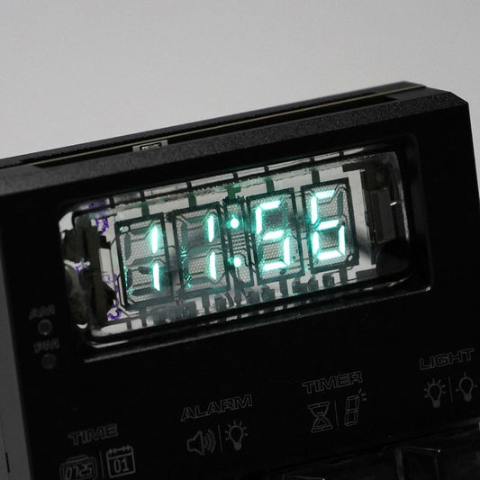 LGL Studio VFD Desk Clock — 画像1